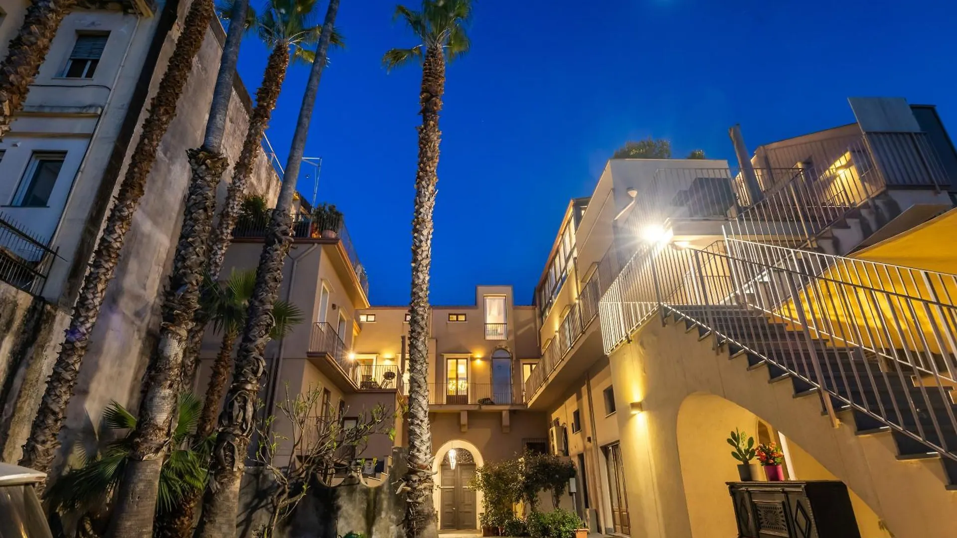 Delightful Luxury Home With Heated Pool Near Catania, Taormina, The Sea And Mount Etna By Sicilian Relaxing Homes Giarre